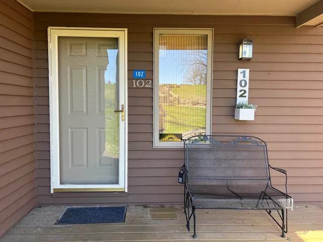 a view of entrance door of the house