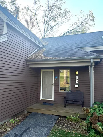 $165,000 | 102 Walnut Hill Drive, Galena, IL 61036