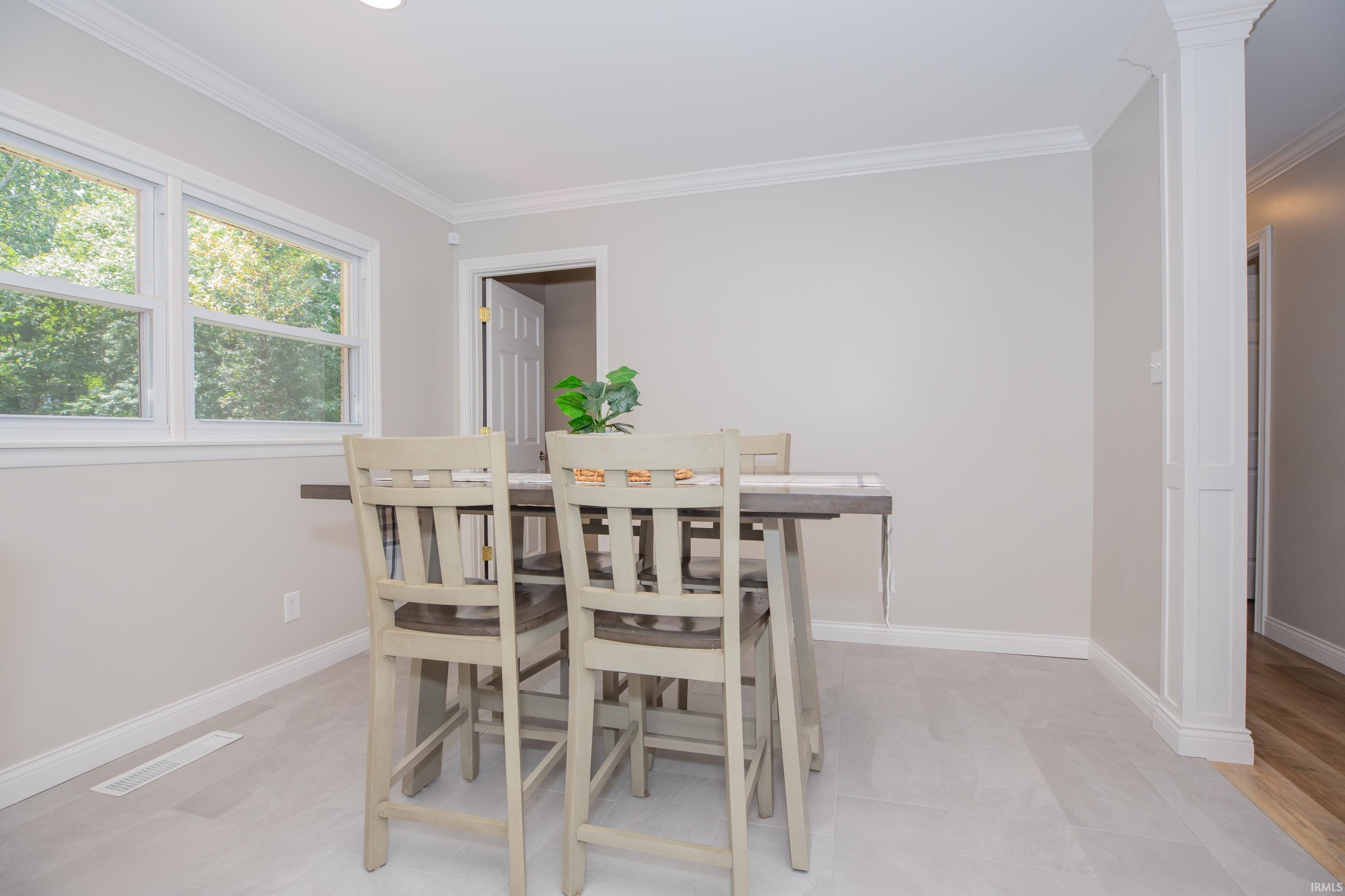 9140 Fischer Road Evansville, IN 47720 - Photo 11 of 33 Gallery Image 11