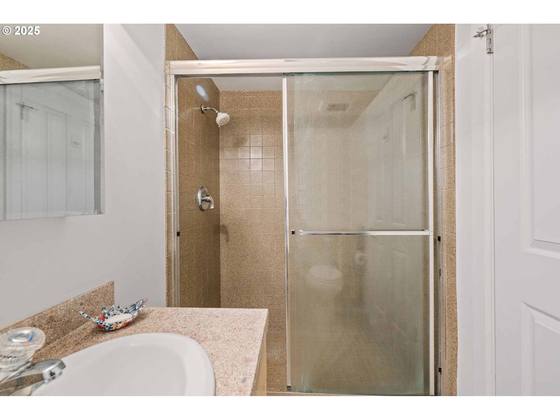 2211 Southwest Park Place, Unit 803 Portland, OR 97205 - Photo 26 of 36