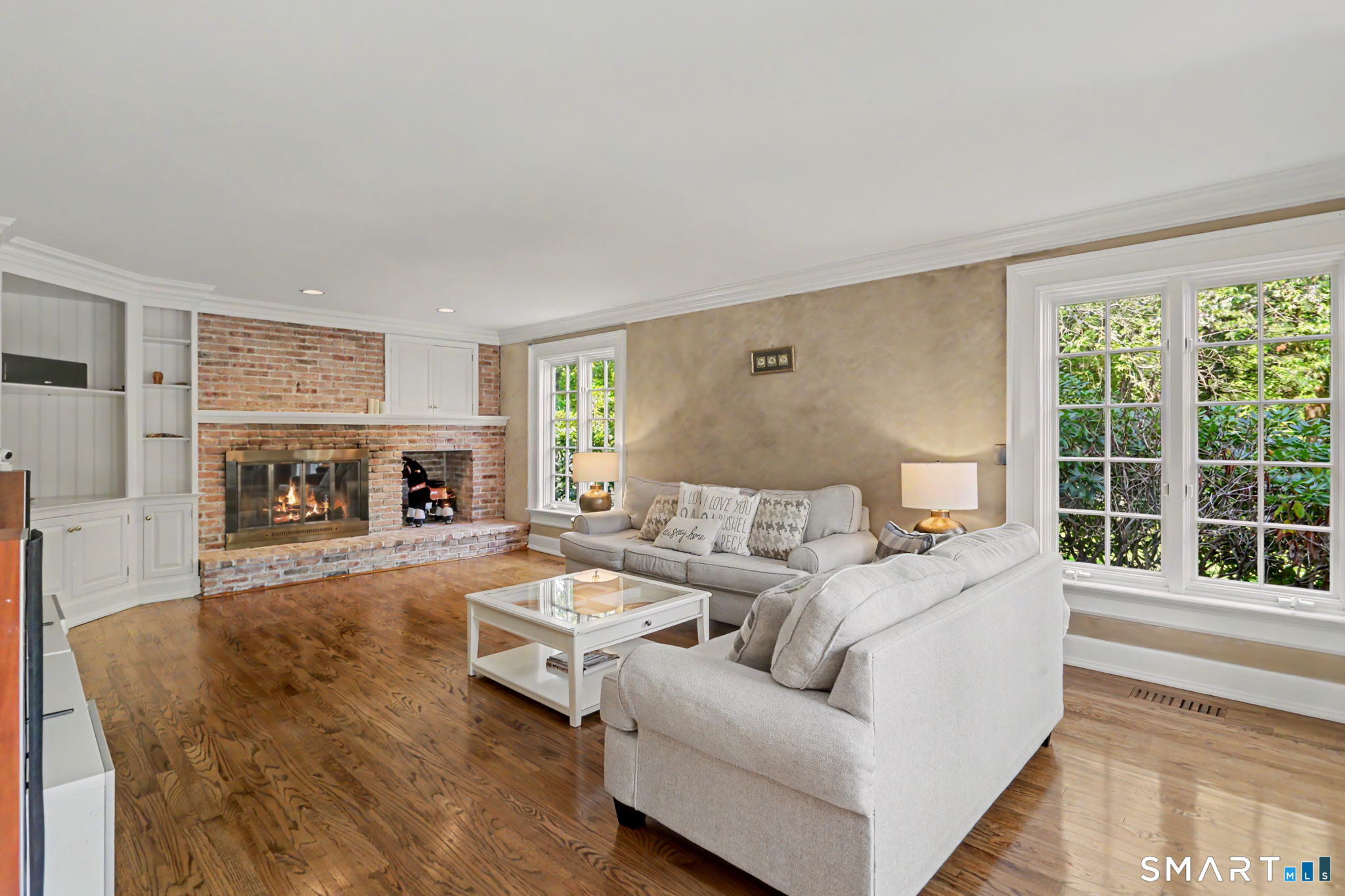 206 Dudley Road Wilton, CT 06897 - Photo 6 of 37 Gallery Image 6