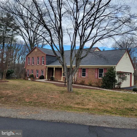 $1,125,000 | 11820 Wayland Street, Oakton, VA 22124