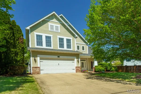 $294,000 | 905 Brookside Lane, Rolla, MO 65401