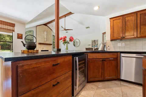 $1,375,000 | 105 Laurelwood Drive North, Austin, TX 78733