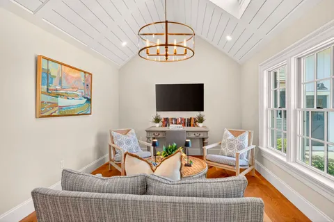 $9,495,000 | 29 Slough Cove Road, Edgartown, MA 02539