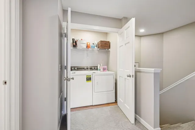 $300,000 | 588 Willoughby Way West, Minnetonka, MN 55305