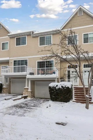 $300,000 | 588 Willoughby Way West, Minnetonka, MN 55305