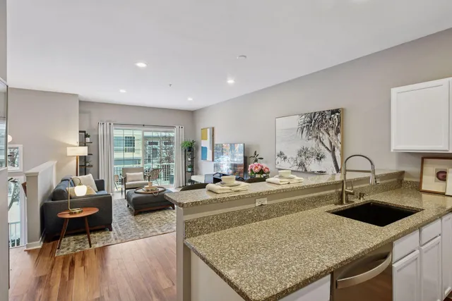 $300,000 | 588 Willoughby Way West, Minnetonka, MN 55305