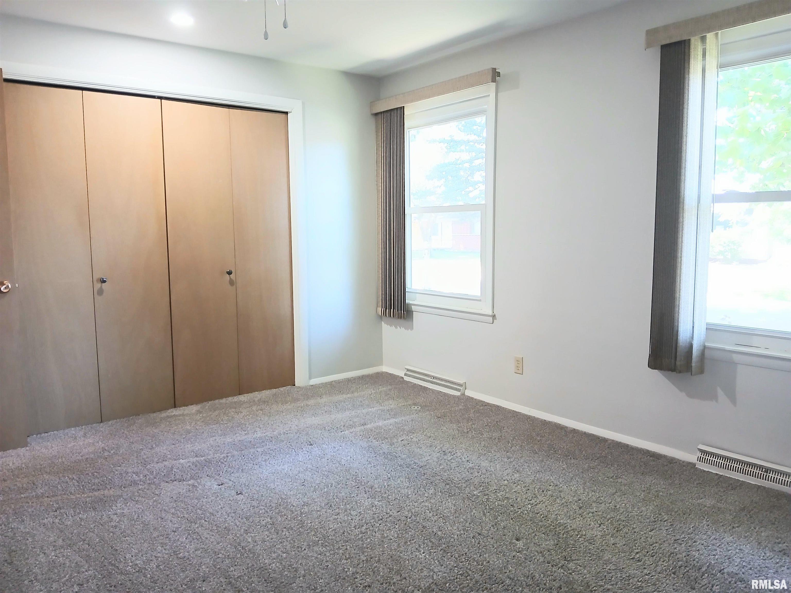 65 Lambert Lane Springfield, IL 62704 - Photo 25 of 40 Gallery Image 25