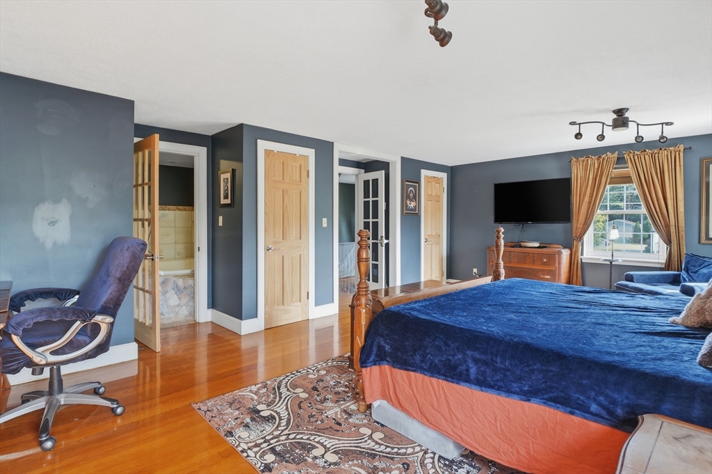 2055 Allen Street Springfield, MA 01118 - Photo 26 of 42