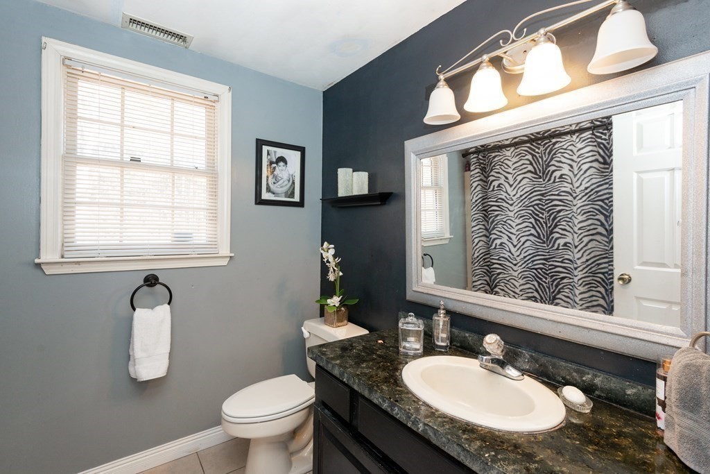 49 Wilson Road Dracut, MA 01826 - Photo 25 of 36 Gallery Image 25