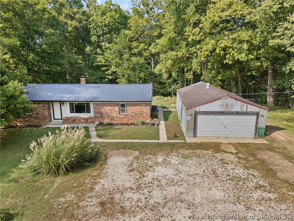 352 East Brown Road Pekin, IN 47165 - Photo 6 of 49 Gallery Image 6