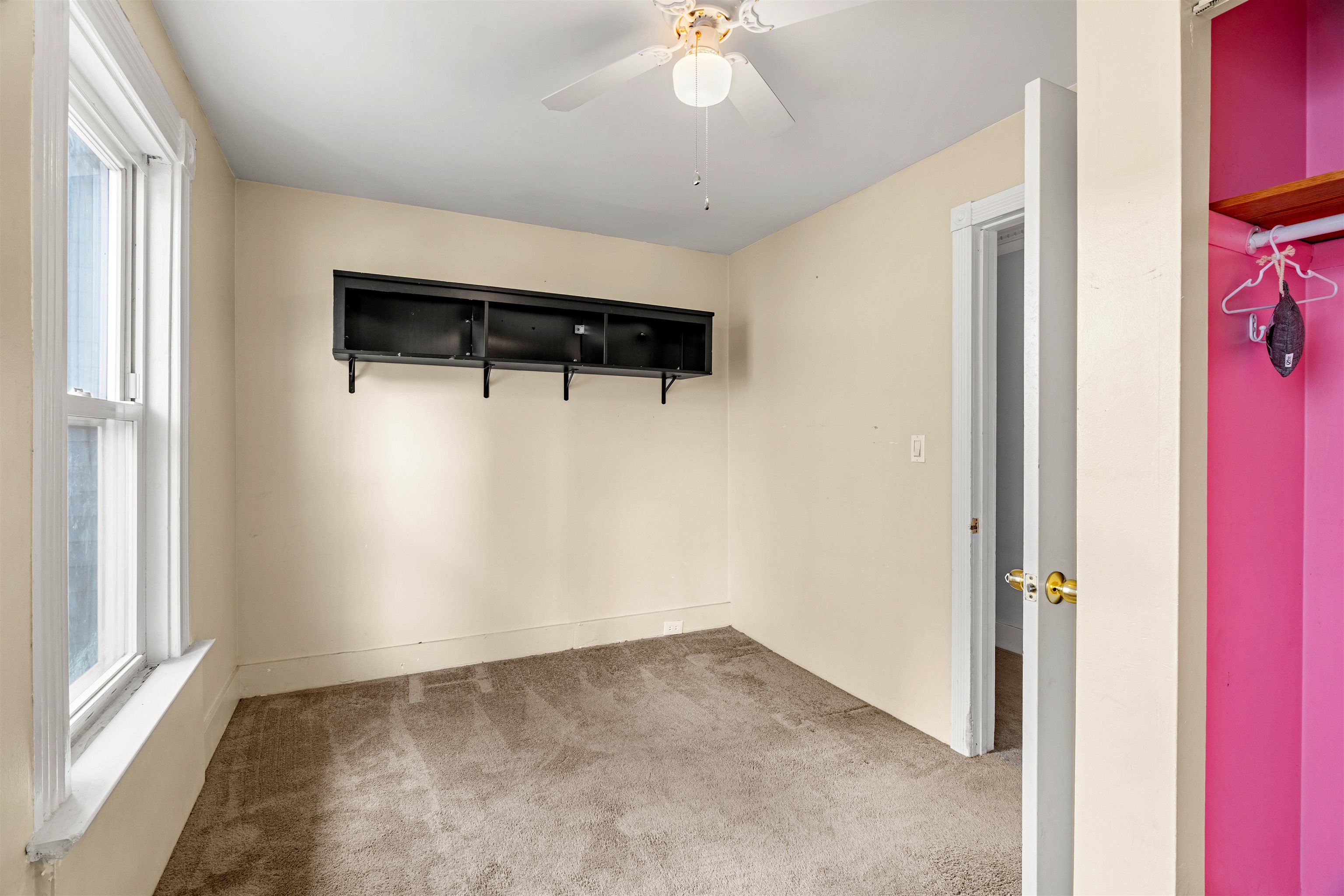 374 Bartlett Street Manchester, NH 03102 - Photo 26 of 44