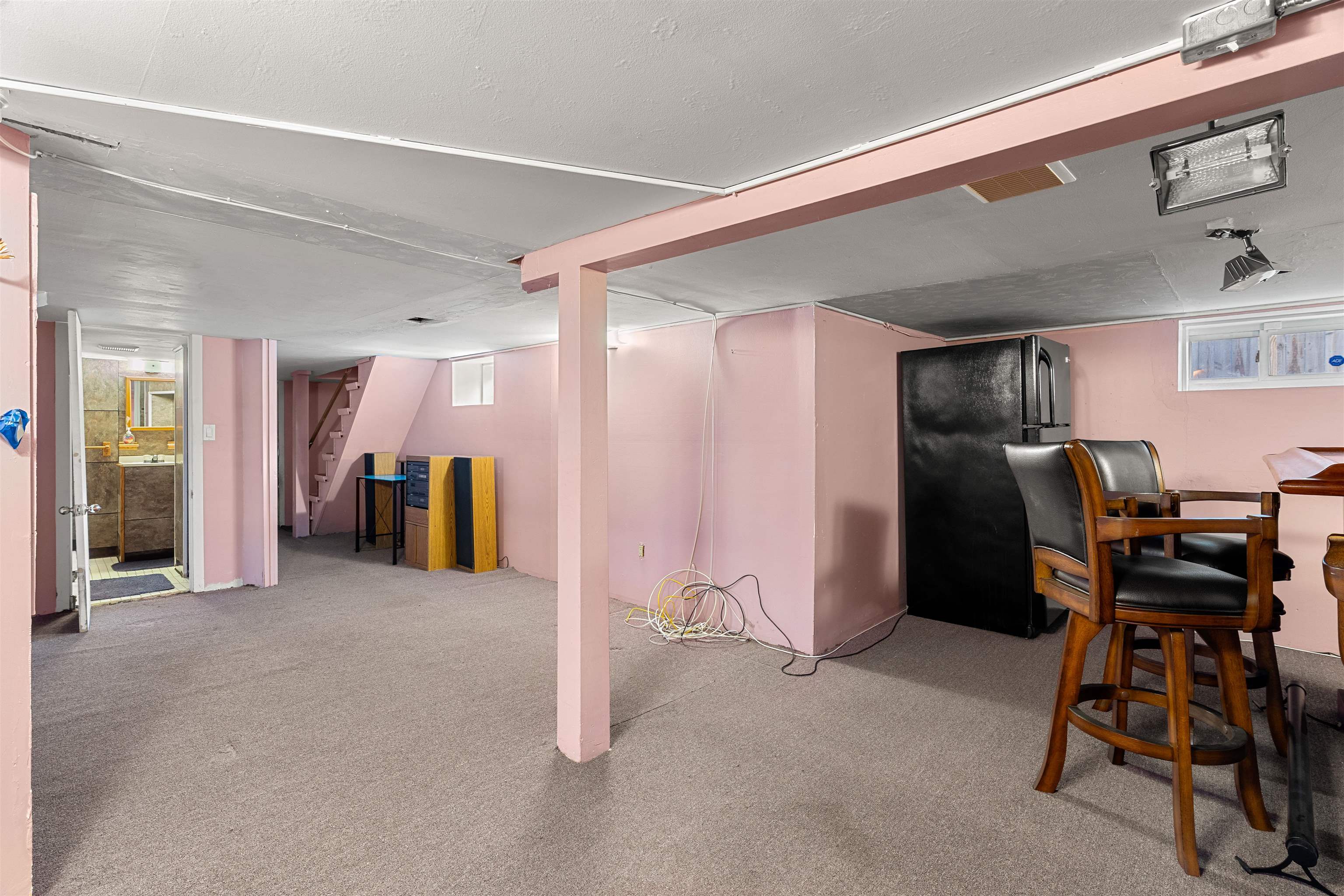 374 Bartlett Street Manchester, NH 03102 - Photo 39 of 44