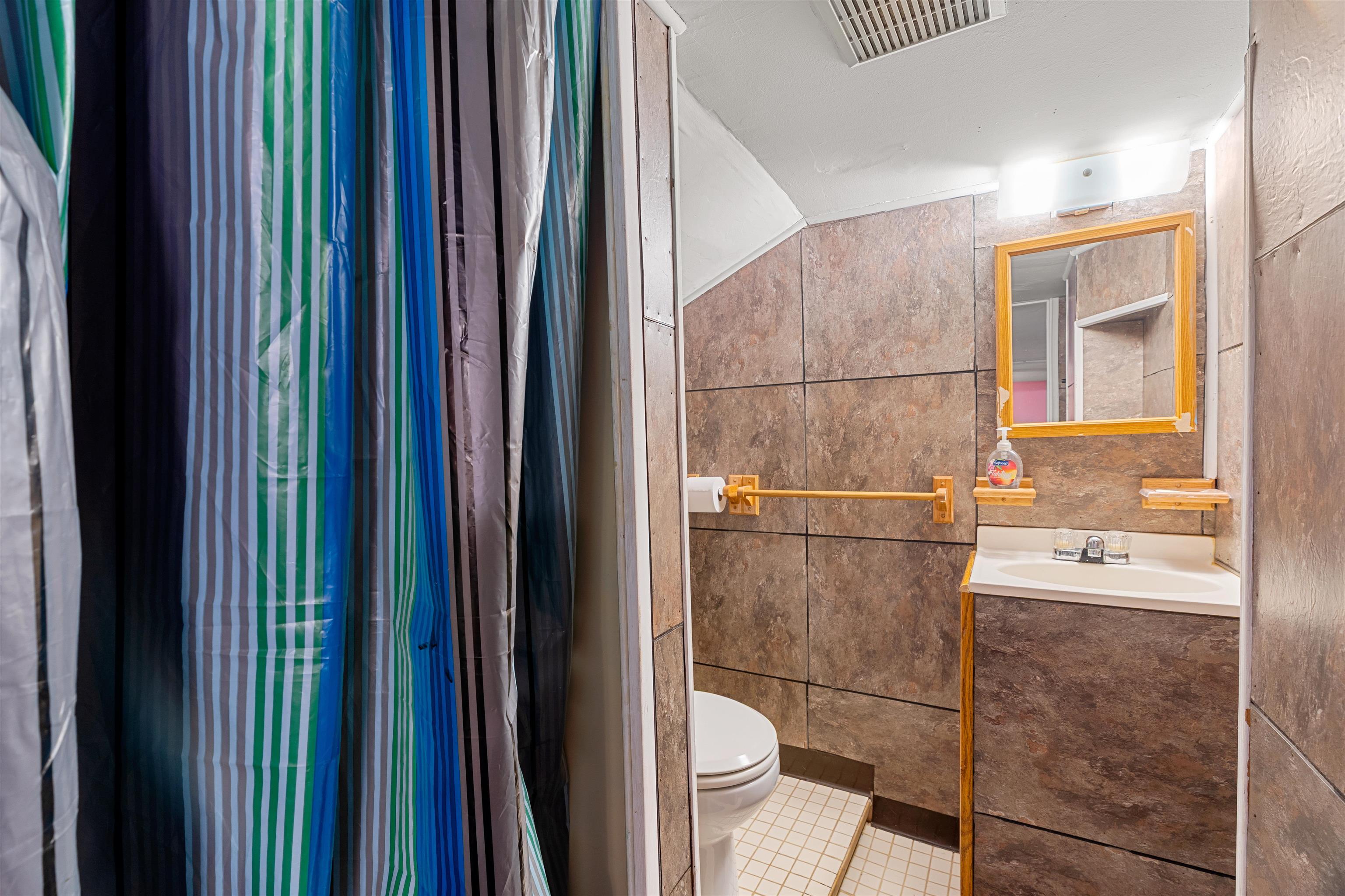 374 Bartlett Street Manchester, NH 03102 - Photo 40 of 44