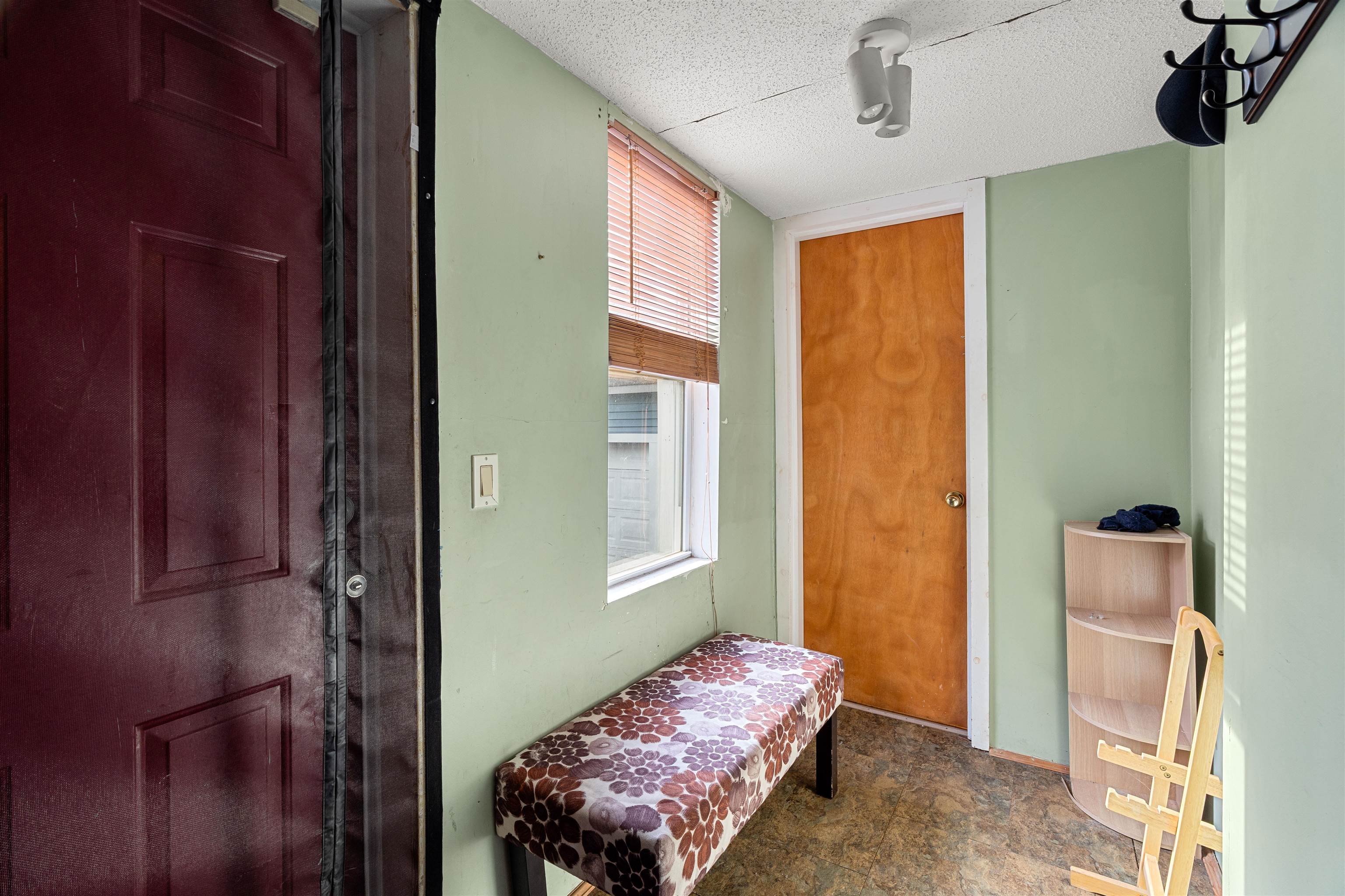 374 Bartlett Street Manchester, NH 03102 - Photo 41 of 44