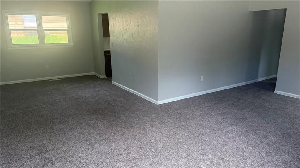 809 Anderson Street Warrensburg, MO 64093 - Photo 5 of 13
