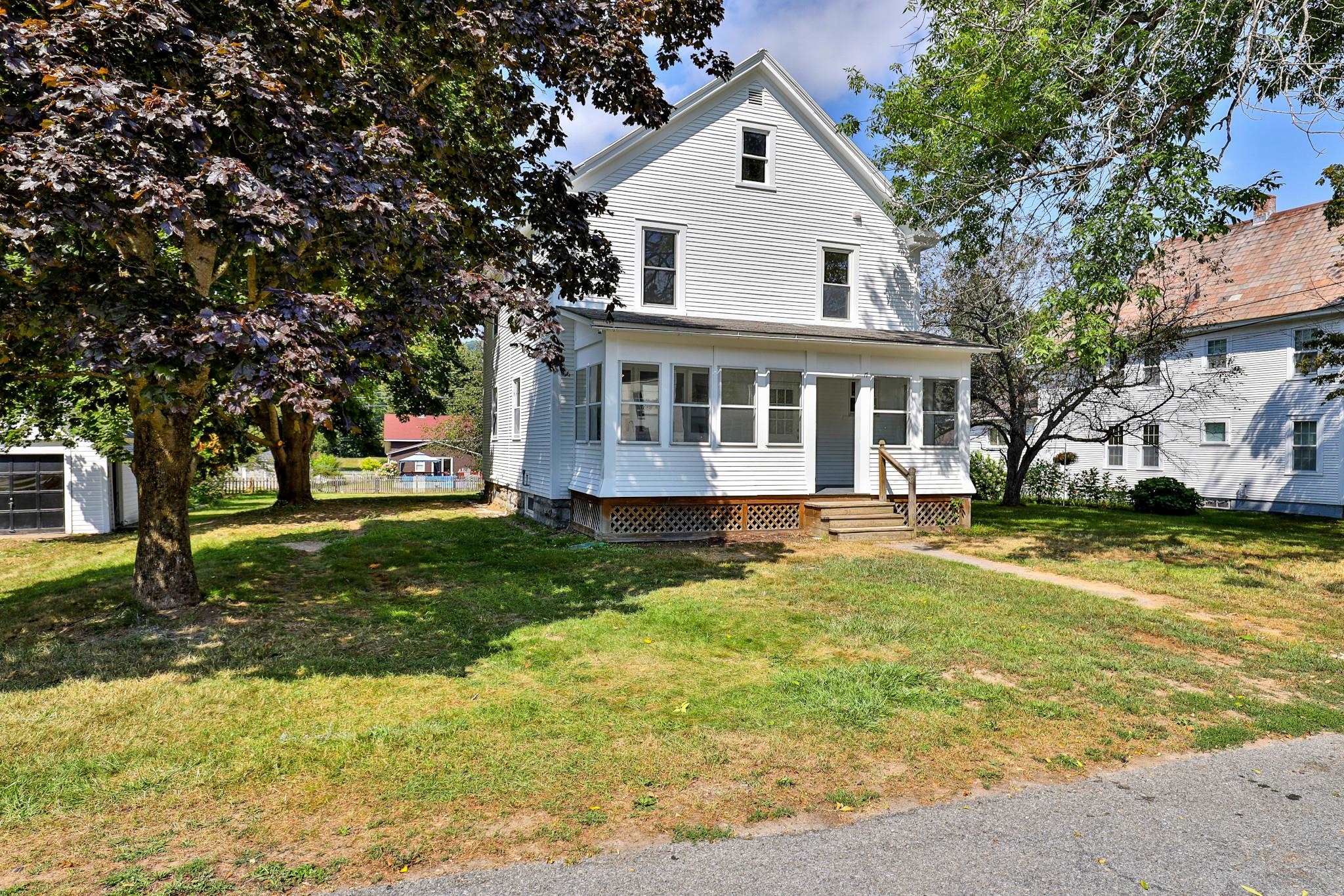 17 Park Street Proctor, VT 05765 - Photo 3 of 47