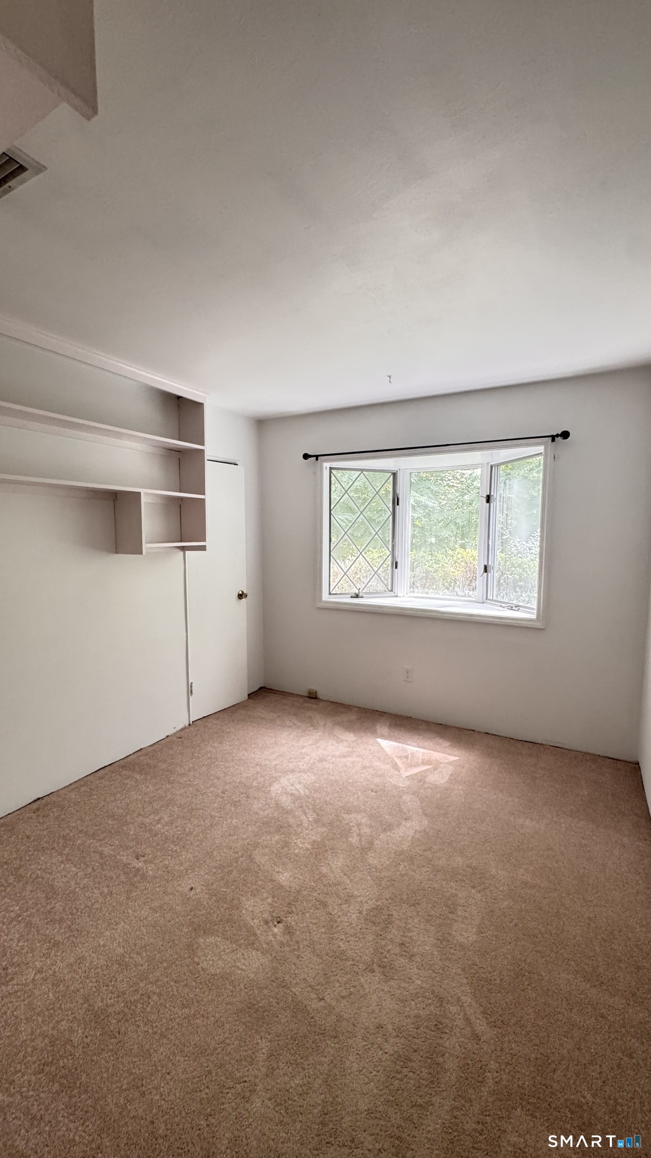 8 Midwood Road Norwalk, CT 06851 - Photo 11 of 23