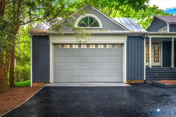 $1,300,000 | 14335 Horseshoe Ford Road, Ashland, VA 23005