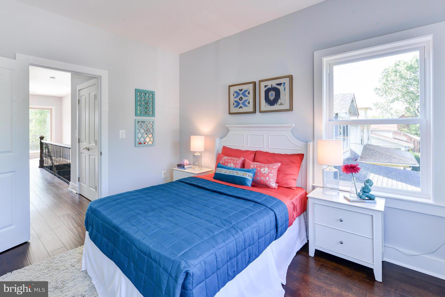 6729 Piney Branch Road Northwest Washington, DC 20012 - Photo 20 of 30 a bedroom with a bed and a window