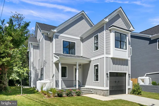 $8,800 | 5017 17th Street North, Arlington, VA 22207