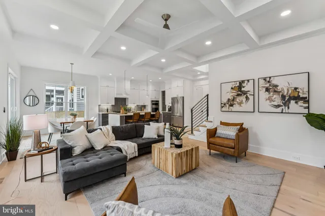 $8,800 | 5017 17th Street North, Arlington, VA 22207