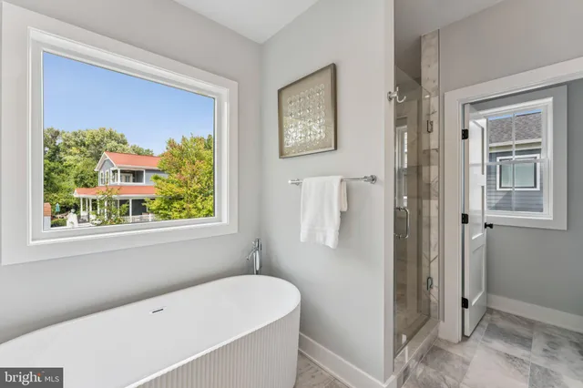 $8,800 | 5017 17th Street North, Arlington, VA 22207