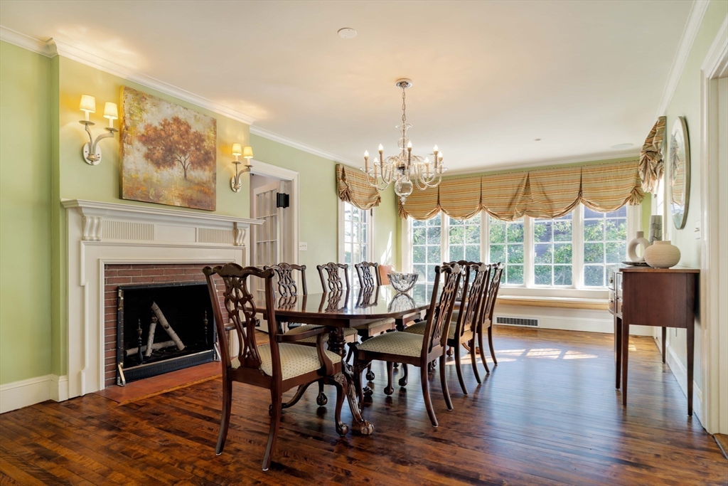 10 Rangeley Road Winchester, MA 01890 - Photo 9 of 42