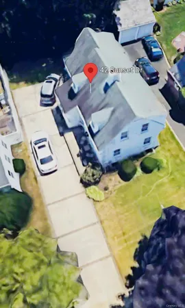 $689,000 | 42 Sunset Drive, Hempstead, NY 11550