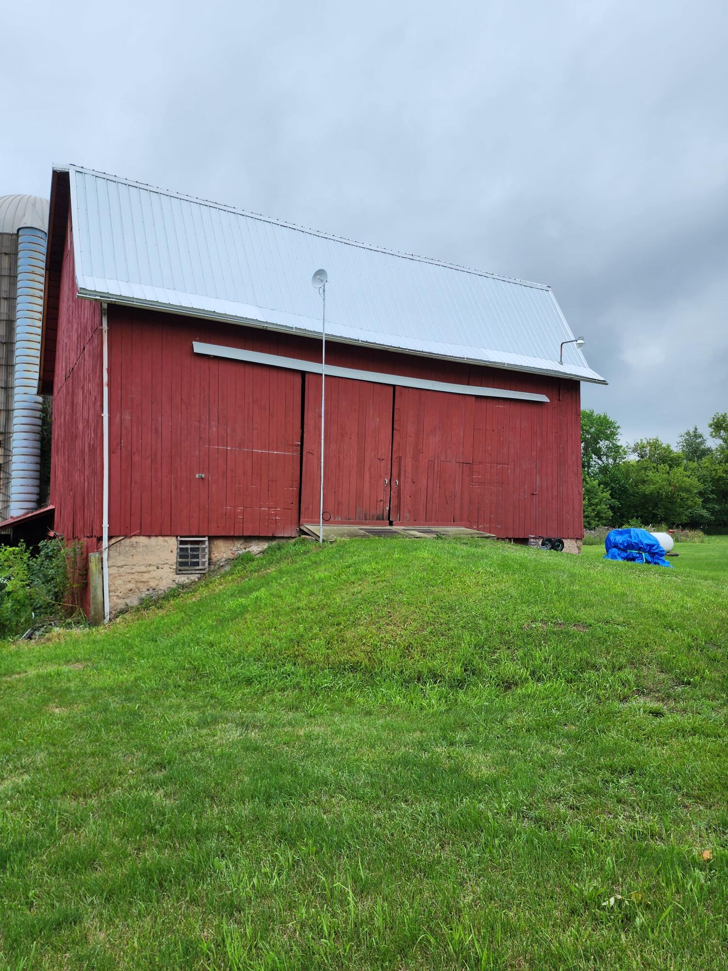 1546 Welch Road Ionia, MI 48846 - Photo 8 of 32 6