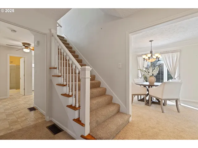 a view of entryway and dining room