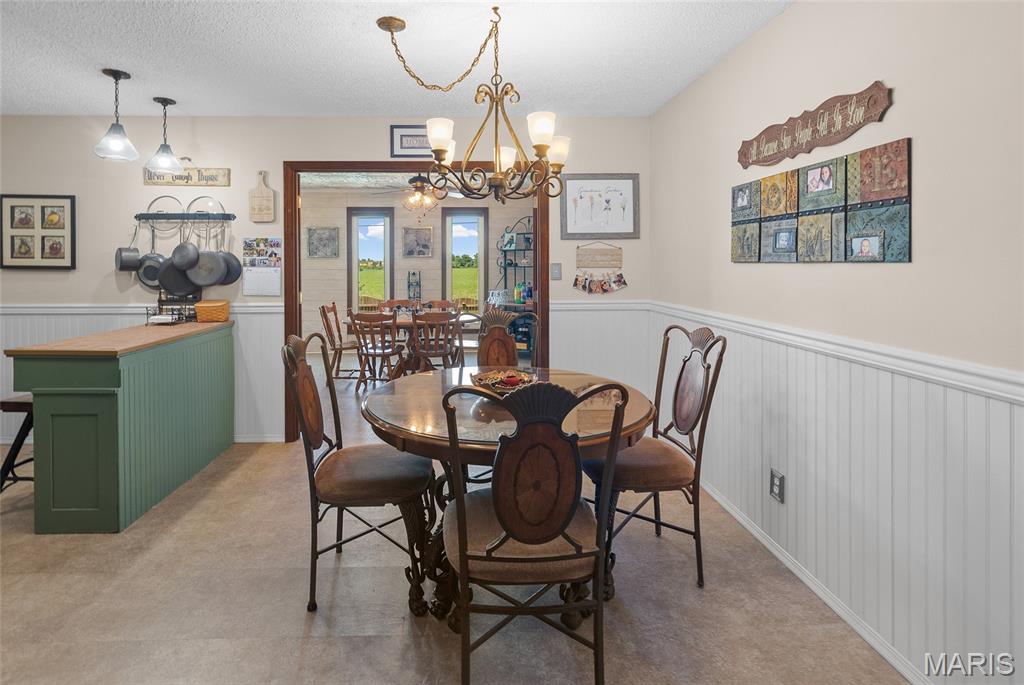 1405 Columbia Road Dupo, IL 62239 - Photo 15 of 49