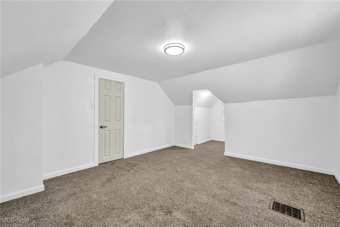 5100 Erwin Street Maple Heights, OH 44137 - Photo 20 of 38