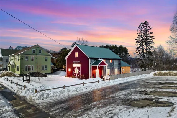 $352,000 | 19 Elm Street, Lancaster, NH 03584