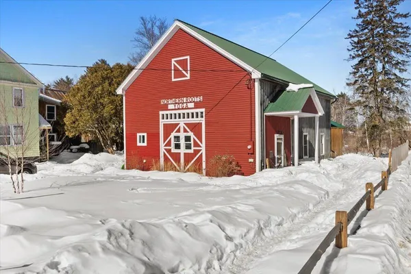 $352,000 | 19 Elm Street, Lancaster, NH 03584