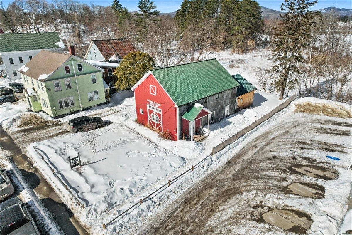 19 Elm Street Lancaster, NH 03584 - Photo 33 of 37