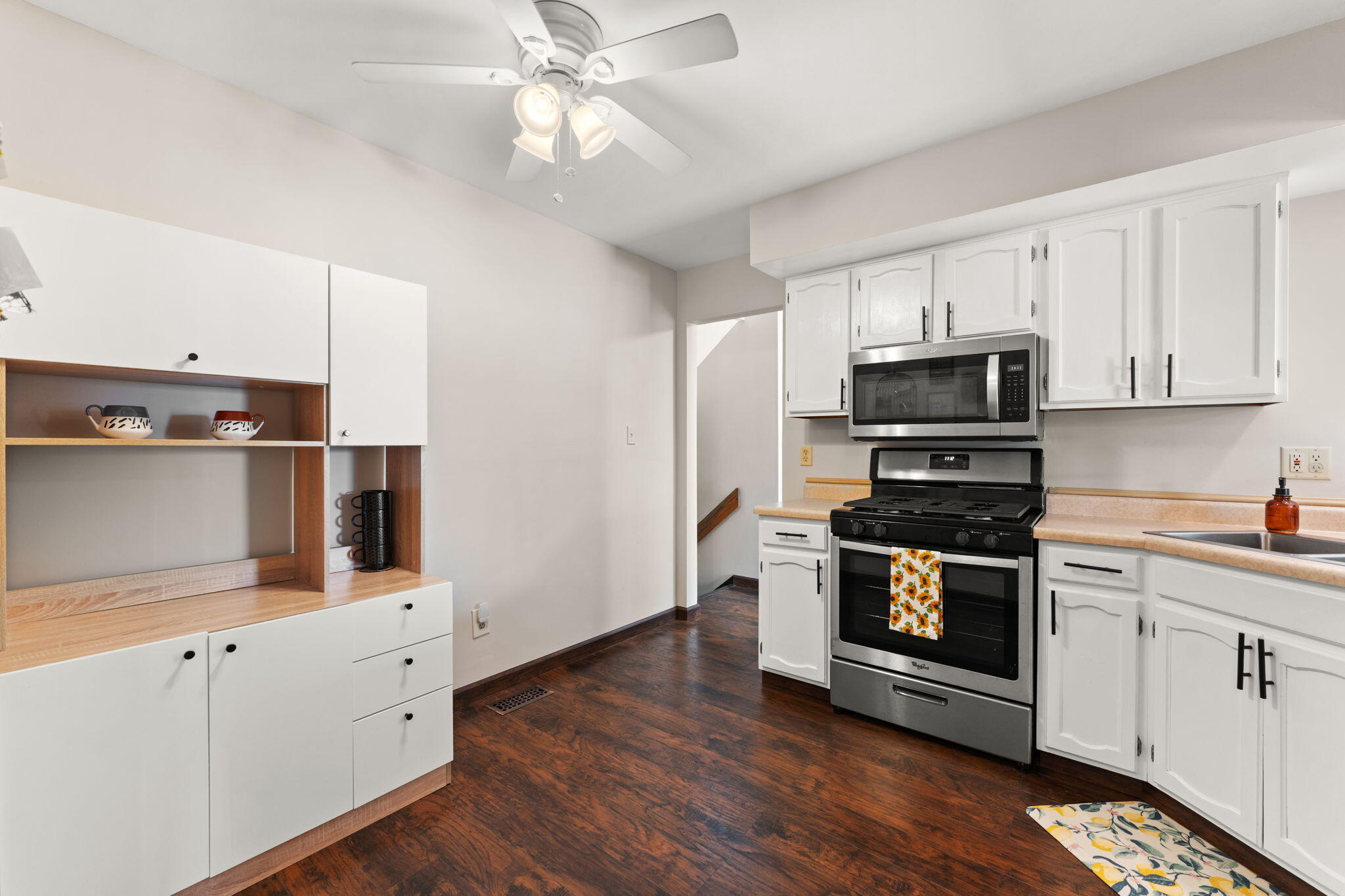 772 Kenmare Parkway Crown Point, IN 46307 - Photo 12 of 37 2048x1365