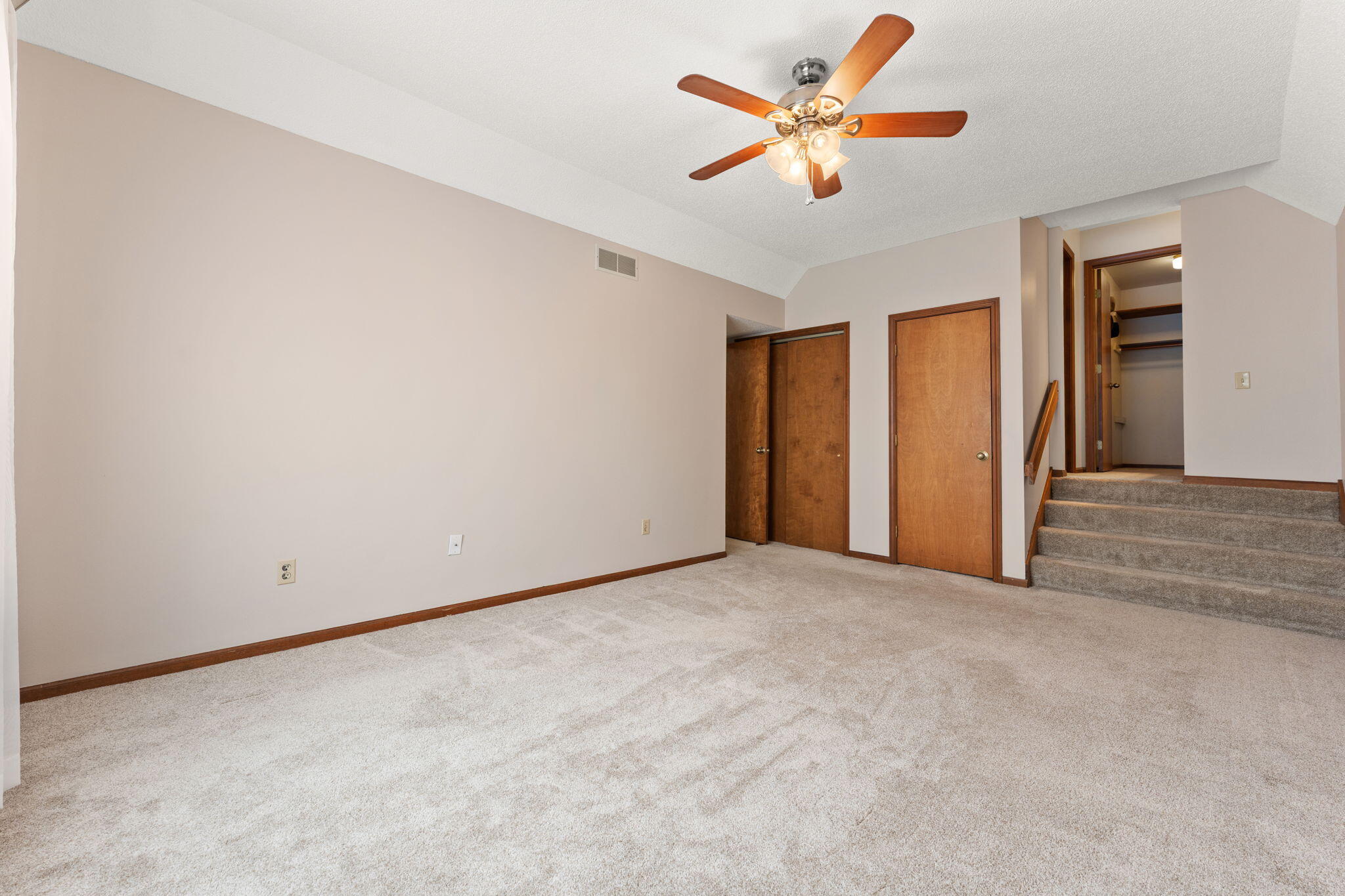 772 Kenmare Parkway Crown Point, IN 46307 - Photo 23 of 37 2048x1365