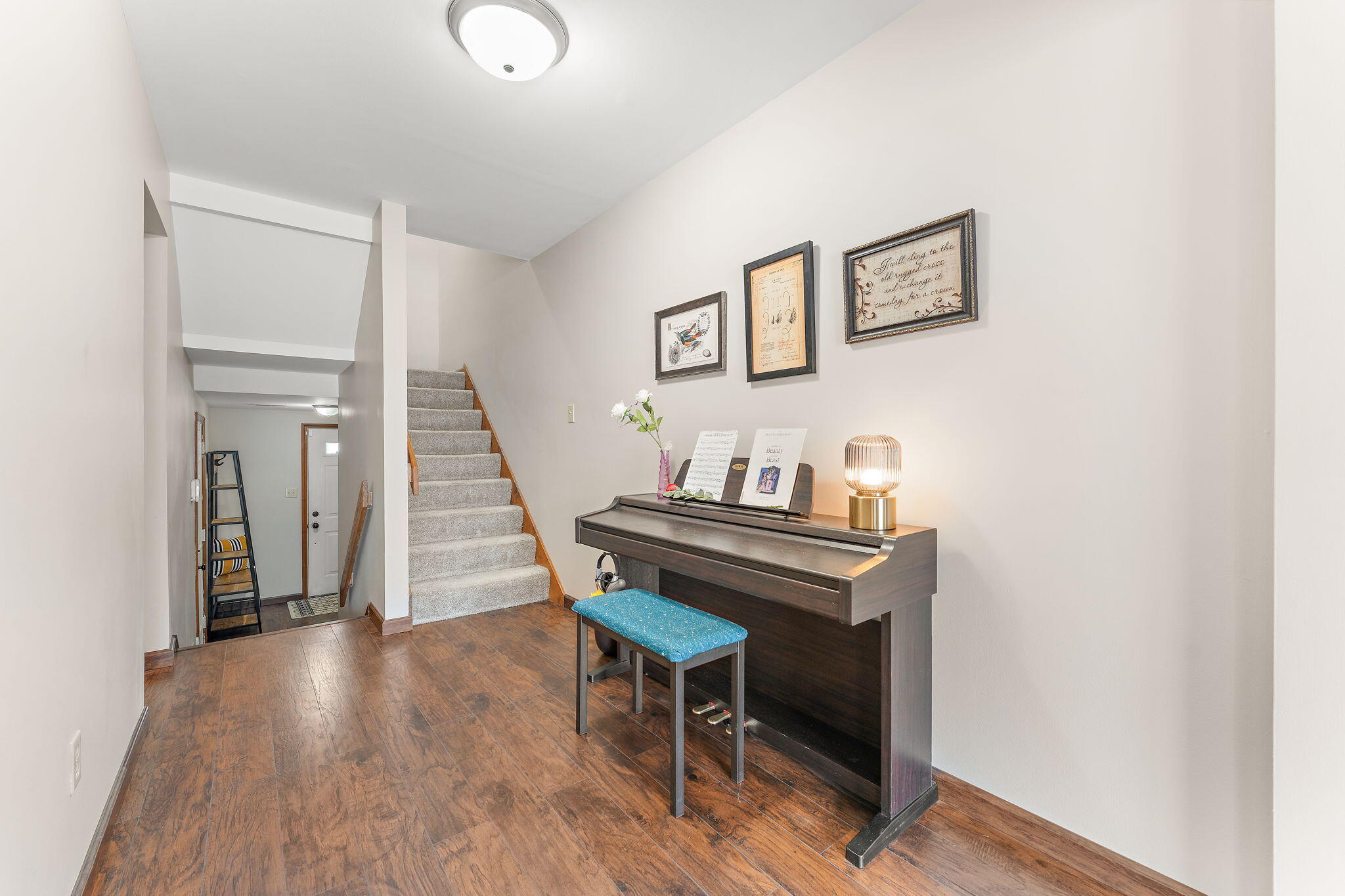 772 Kenmare Parkway Crown Point, IN 46307 - Photo 5 of 37 2048x1365