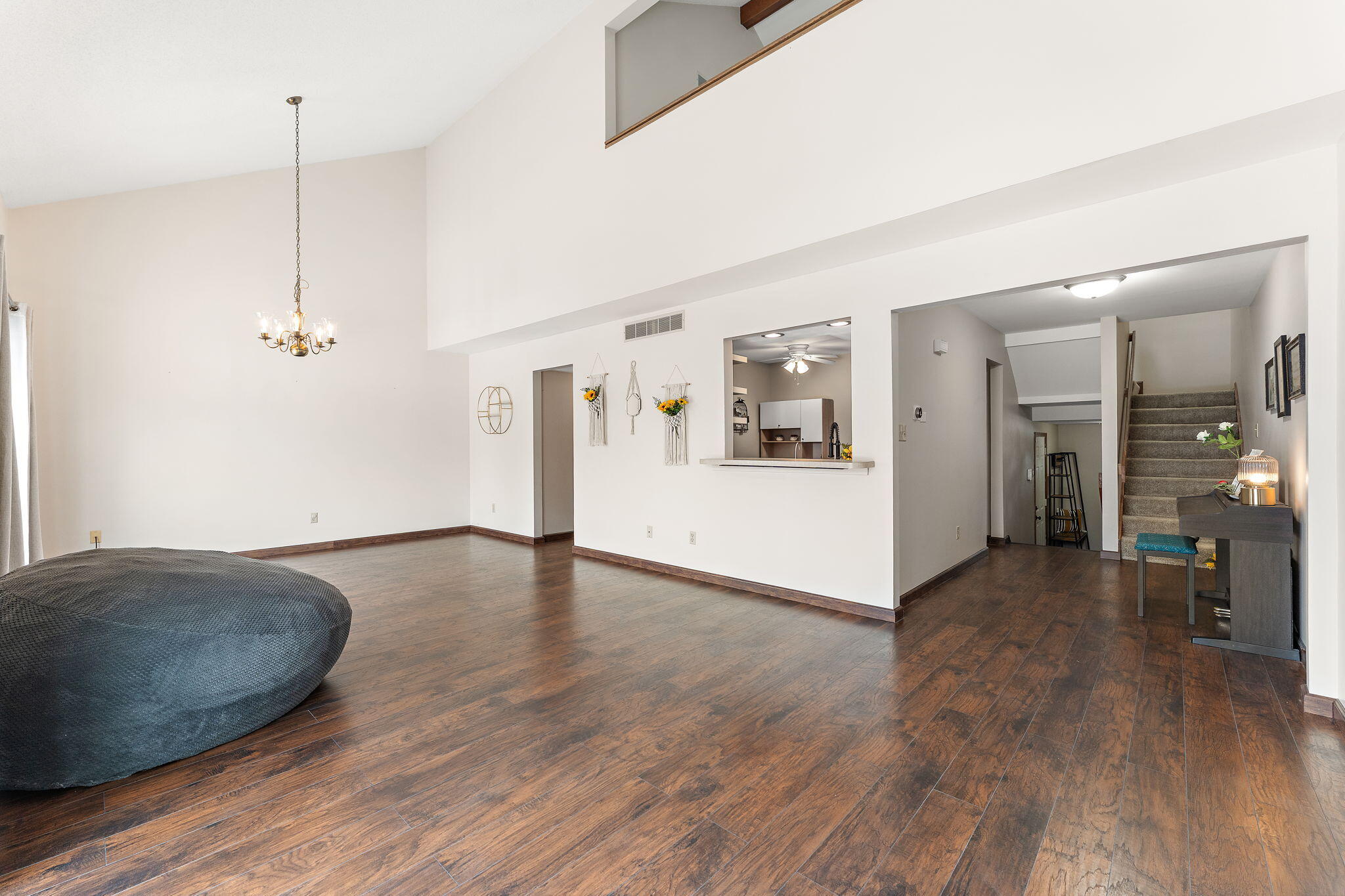 772 Kenmare Parkway Crown Point, IN 46307 - Photo 6 of 37 2048x1365