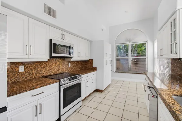 $5,300 | 7848 Travelers Tree Drive, Boca Raton, FL 33433