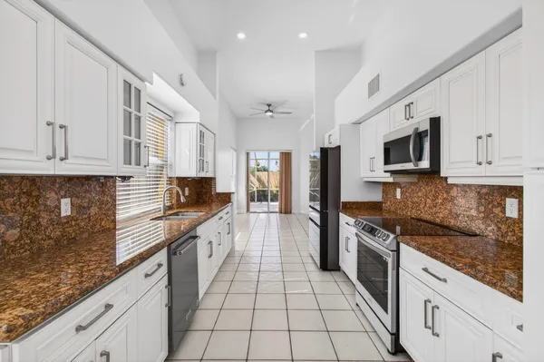 $5,300 | 7848 Travelers Tree Drive, Boca Raton, FL 33433