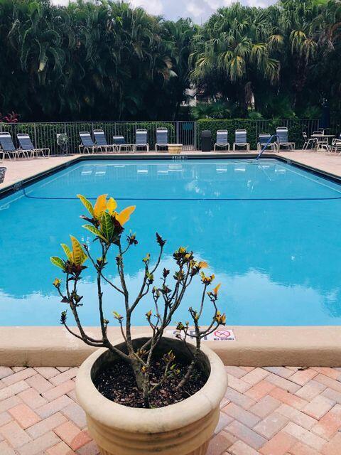 7830 La Mirada Drive Boca Raton, FL 33433 - Photo 5 of 28 Community pool