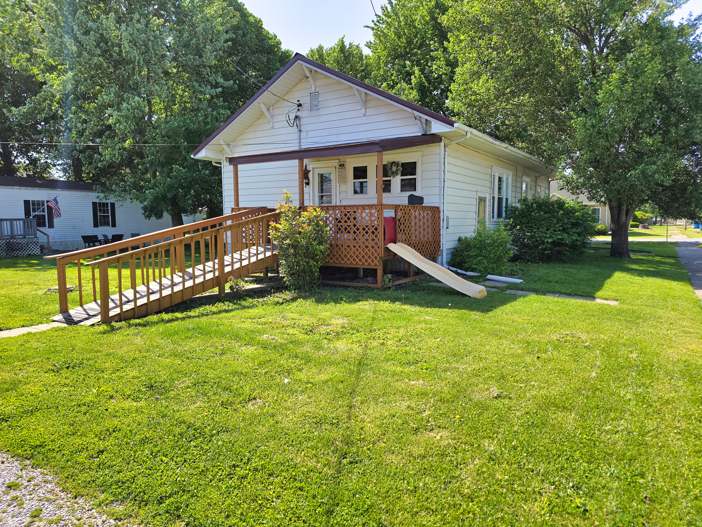 203 Fair Avenue Flora, IL 62839 - Photo 68 of 77