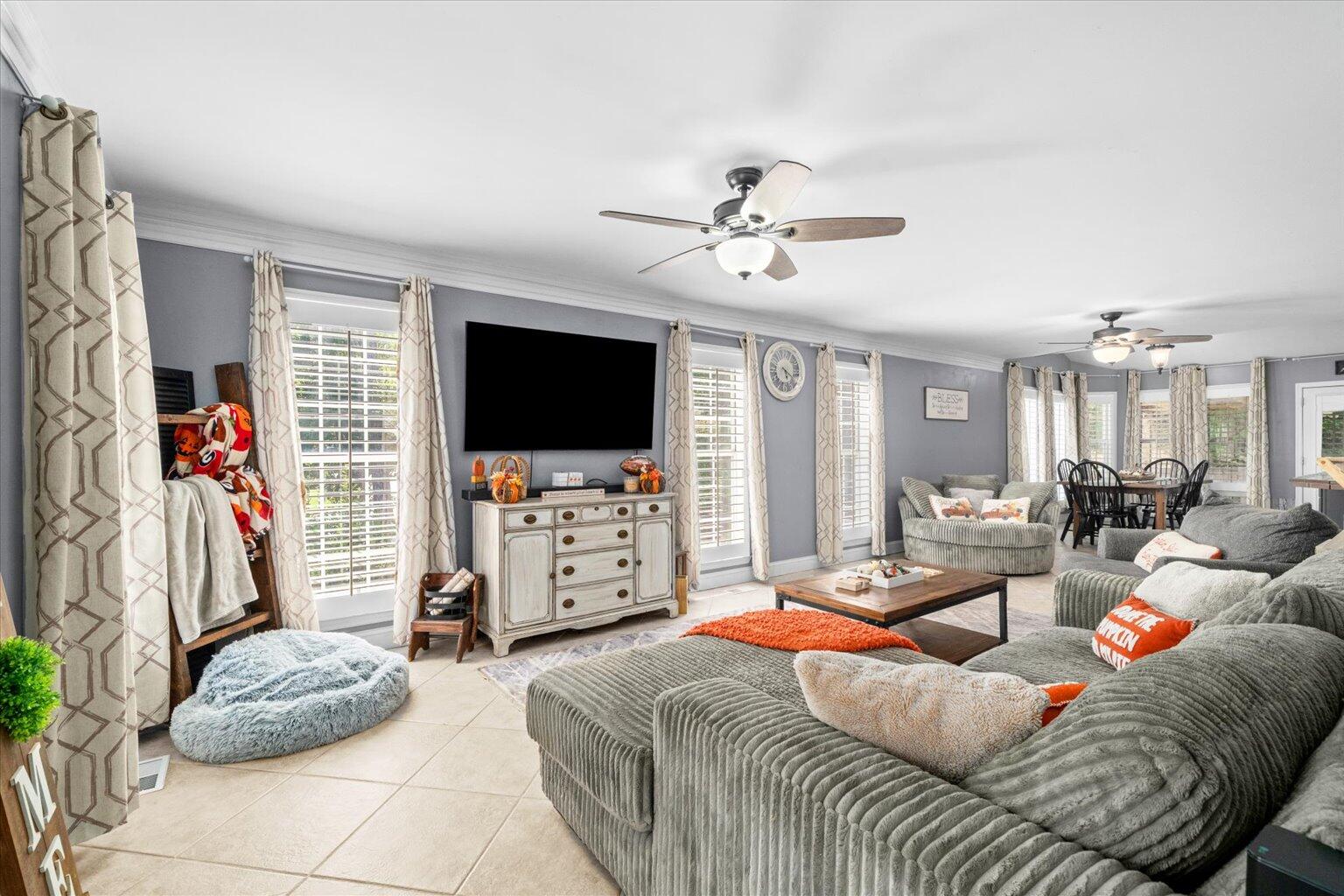 2654 Foxmore Circle Dalton, GA 30720 - Photo 12 of 54 12-12