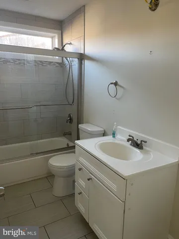 $1,950 | 117 Oakland Avenue, Audubon, NJ 08106