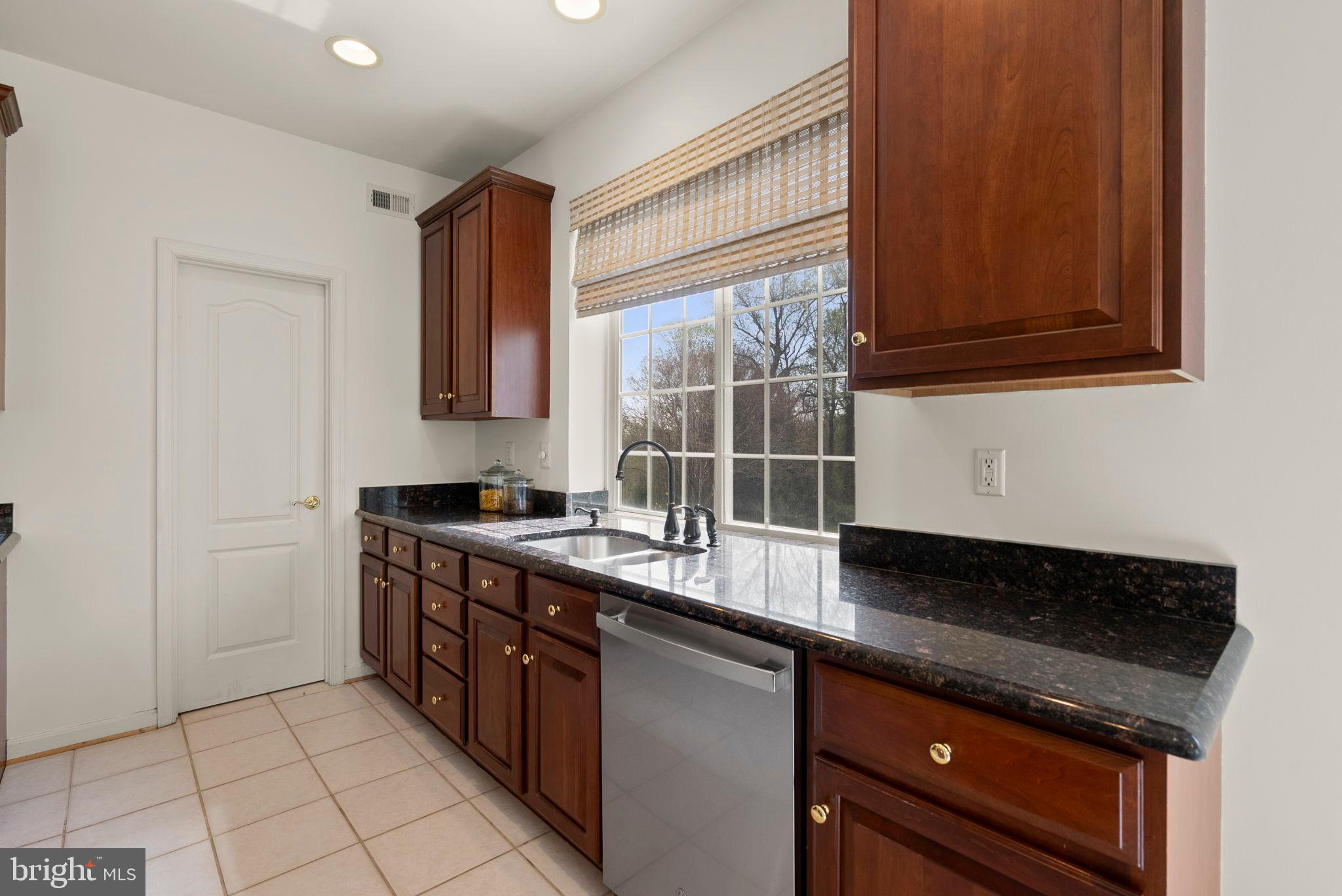 6015 Traceys Landing Road Tracys Landing, MD 20779 - Photo 32 of 68