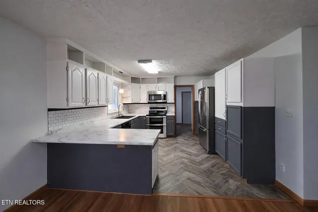 $479,900 | 3929 Settlers Trail, Kodak, TN 37764