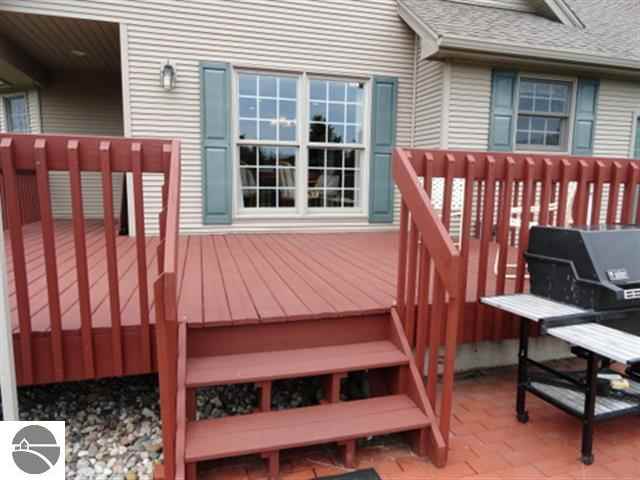 576 South Rusch Road Traverse City, MI 49696 - Photo 34 of 44 1747131-33.JPG